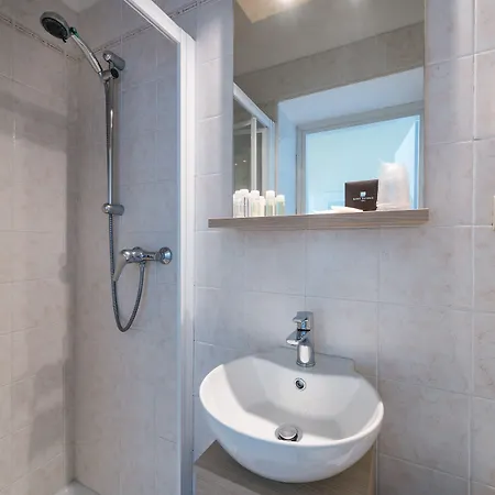 بلفيدير كومو ليك ريليس فندق