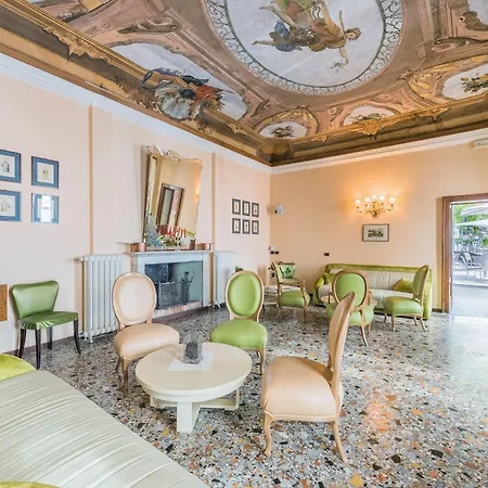 بلفيدير كومو ليك ريليس فندق 3*