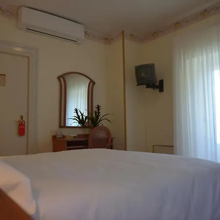 بلفيدير كومو ليك ريليس 3* آرجينيو