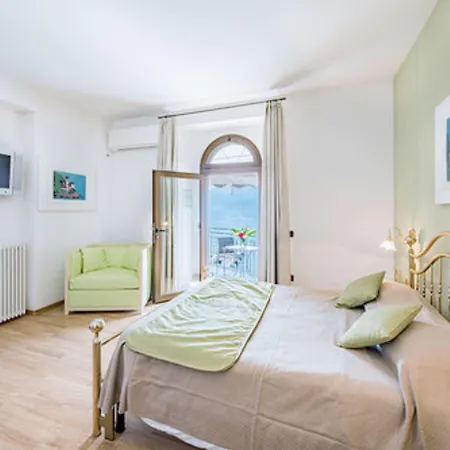 מלון Belvedere Relais ארגגנו