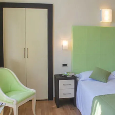 ホテル Belvedere Relais 3*